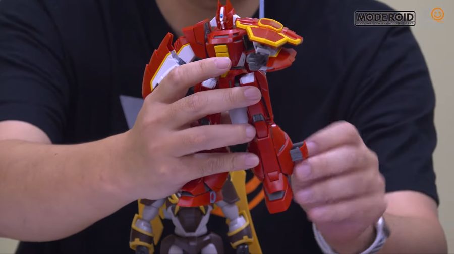 [굿 스마일] MODEROID 가리안 중장 改 개발담 영상 (스크롤 주의)_33.png