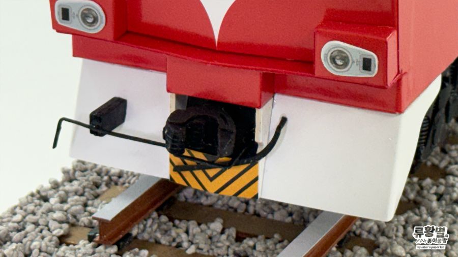 종이로 만드는 EEC 무궁화호 / 80년대, 탄광촌을 이어주던 무궁화호의 이야기_6.png