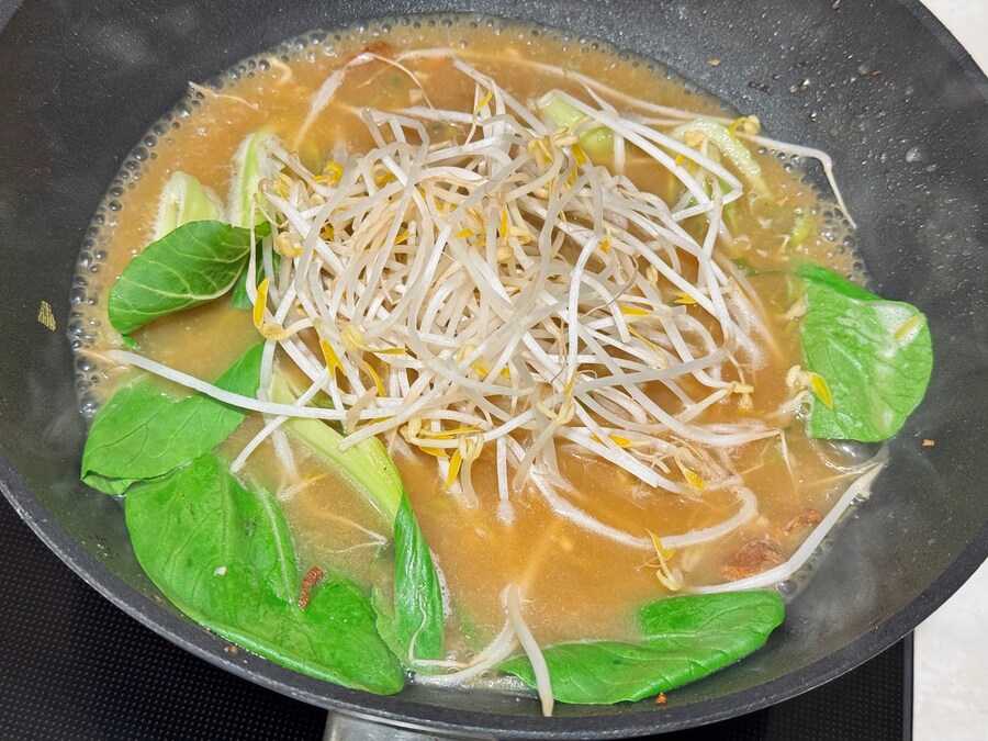 사리곰탕 미소라멘_8.jpg