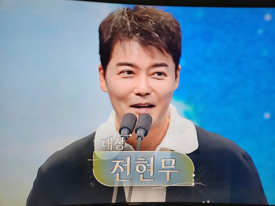 [2025 KBS 연예대상] 대상 - 전현무_4.jpg