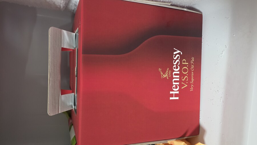 연말이니까 한정판 투썸 케이크 먹어줘야겠죠?!_1.jpg