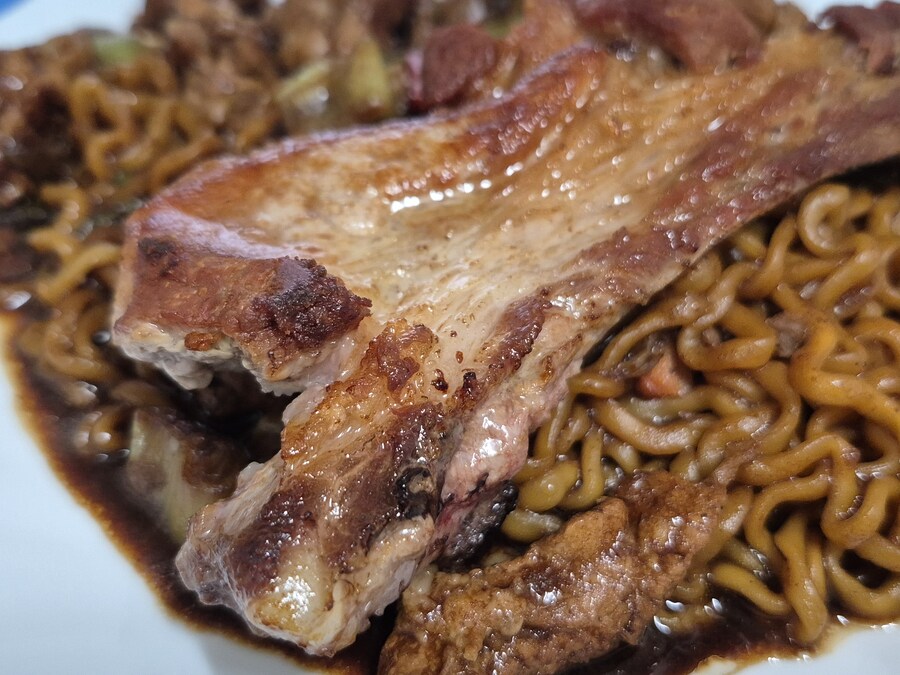 돼파게티 (with 통갈비)_4.jpg