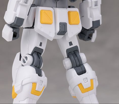 HGUC 1/144 건담 7호기 해외 리뷰_24.jpg