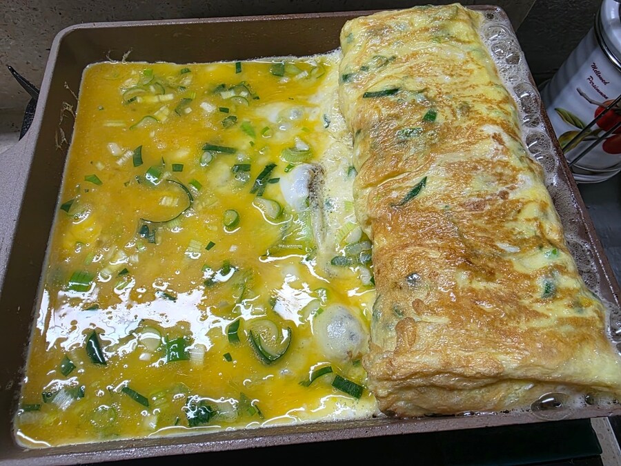 직장에서 3천원씩 걷어서 해먹는 점심 고추장찌개 계란말이_4.jpg