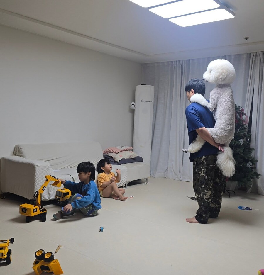 푸들은 사실 ㅈㄴ큰 대형견이다_1.jpg