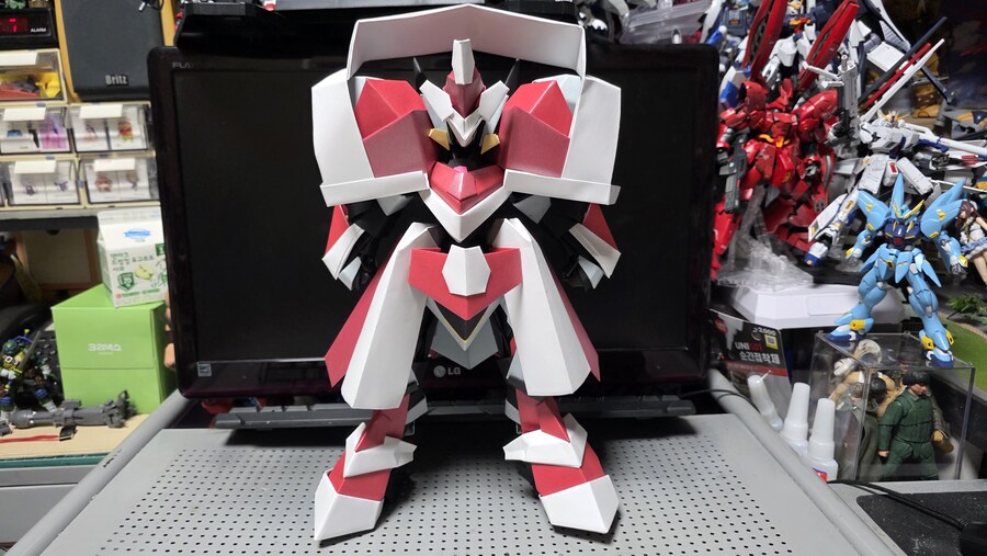 [종이로봇] 일레뷔스 Type.S (산타크로스)_5.jpg