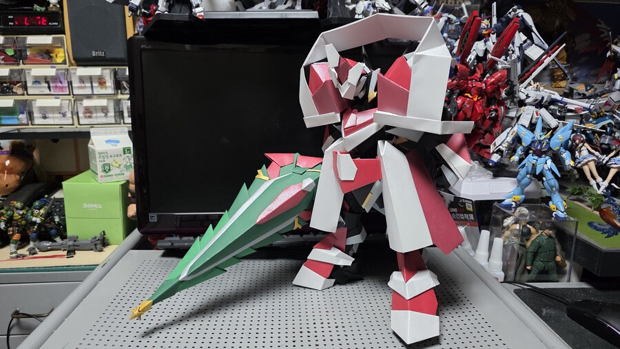 [종이로봇] 일레뷔스 Type.S (산타크로스)_8.jpg