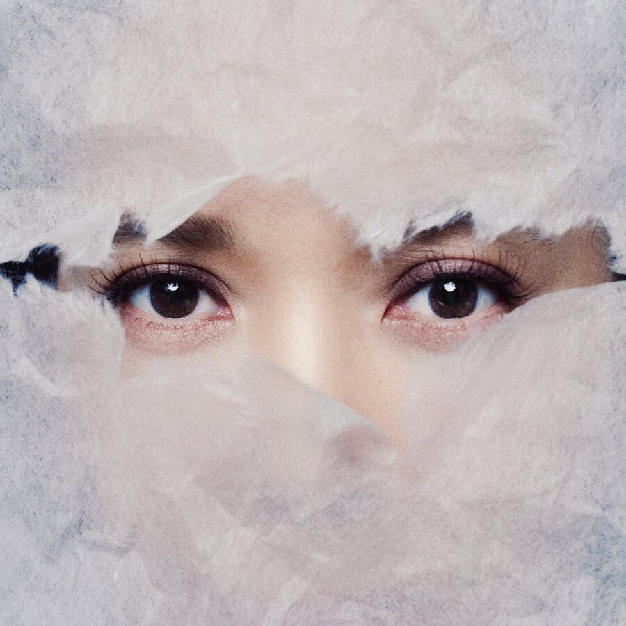 윤미래 (yoonmirae) - "숨 (Breath)" Visualizer_1.jpg