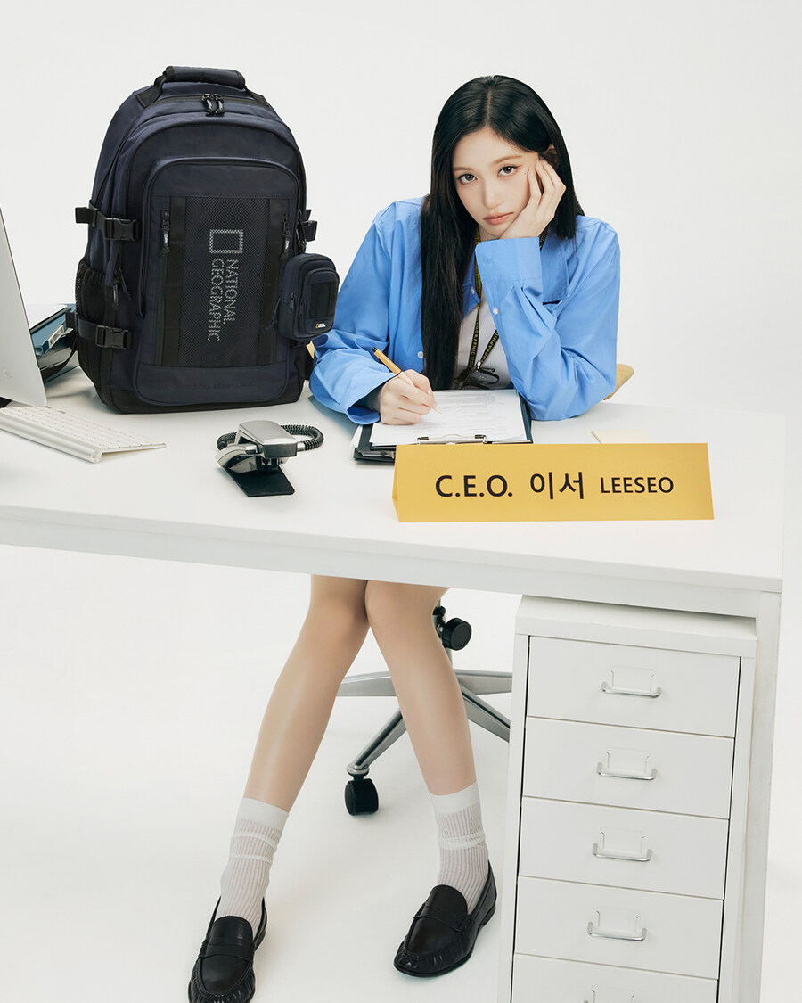 [IVE] 아이브 이서 내셔널지오그래픽 어패럴 26SS 스쿨 in 스타일_1.jpg