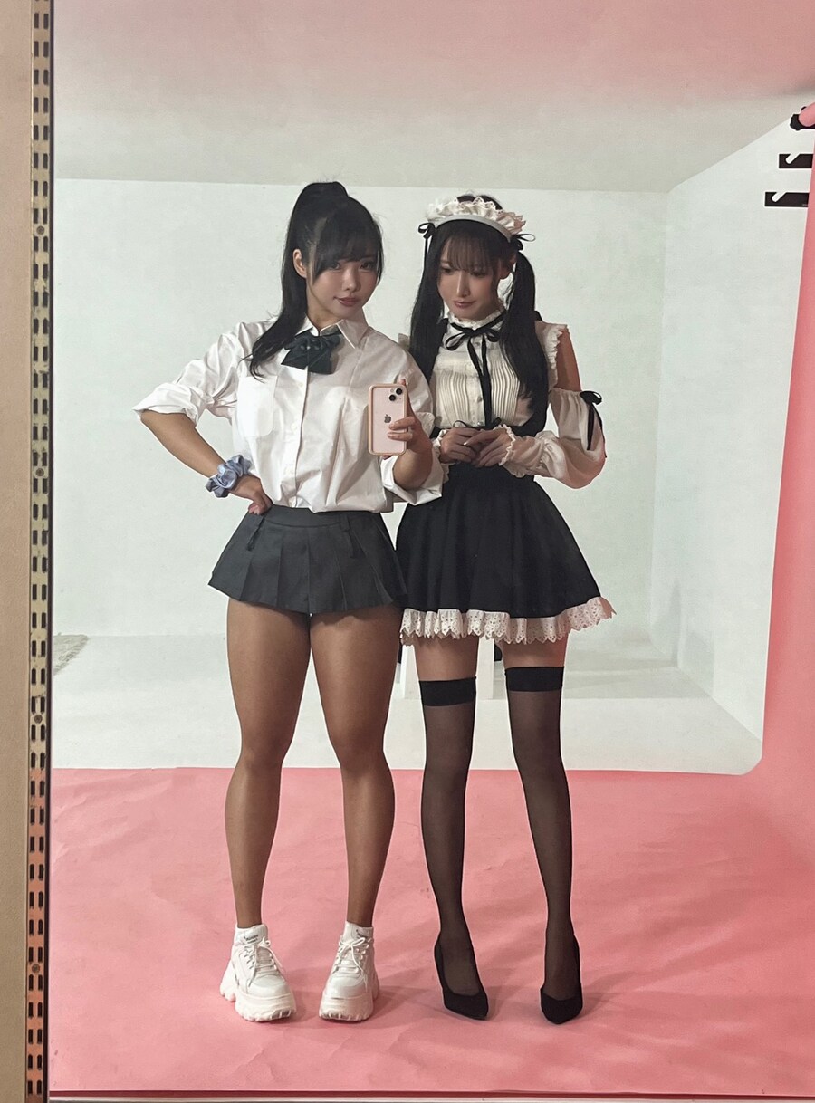 허벅지가 엄청난 코스플레이어_10.jpg