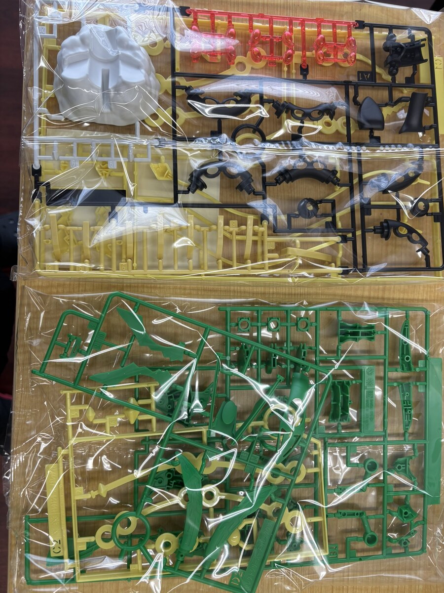 [반다이] 포켓몬 프라모 컬렉션 셀렉트 시리즈 메가 레쿠쟈 조립 이미지_2.jpg