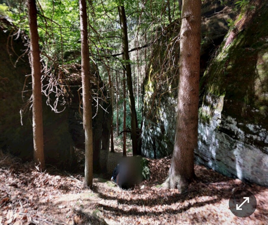 킹덤컴2 실제지역 로드뷰_16.jpg