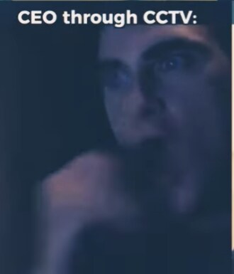 회의에서 개까인 직원이 뭘 검색하기 시작했다_2.png