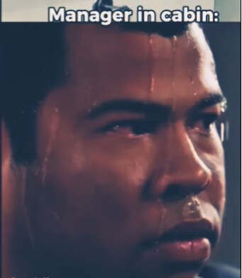 회의에서 개까인 직원이 뭘 검색하기 시작했다_3.png