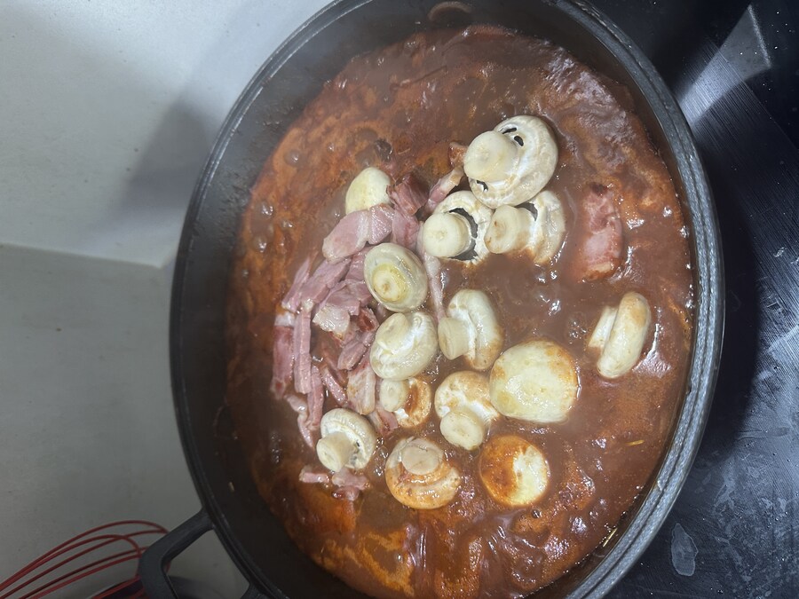 수녀님이 따라서 성탄절기념 비프 부르기뇽 만드는 중입니다_13.jpg