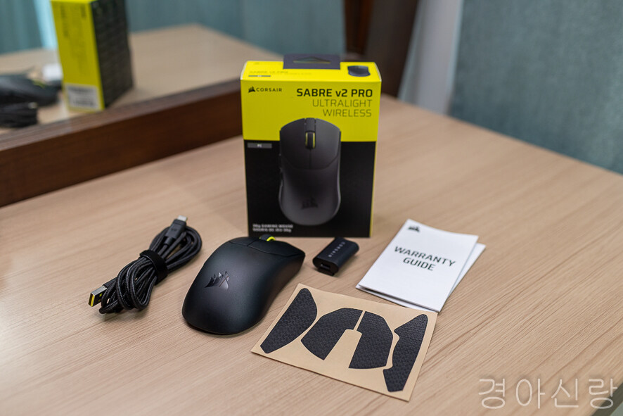 가벼운 커세어 게이밍 마우스 세이버 V2 프로 초경량 8K 리뷰_3.jpg
