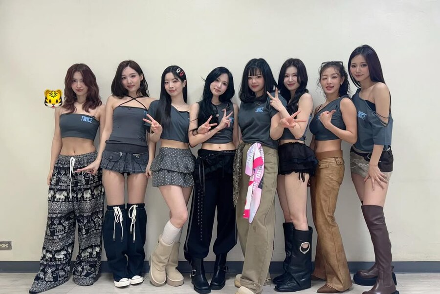 [트와이스] Magical & TT : 라이브 스테이지@ 월드투어 in 방콕_5.jpg