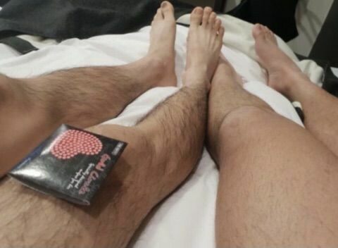 지금 모텔 왔다_1.jpg