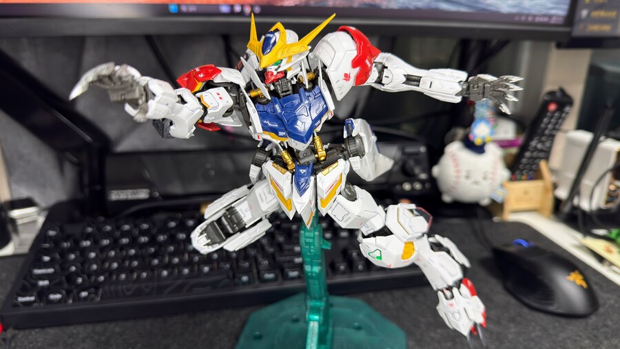 MG 건담 발바토스 루프스_6.jpg