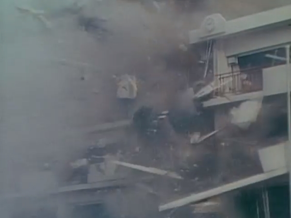 [전자전대 메가레인저] 빼앗긴 로봇과 합체_9.jpg