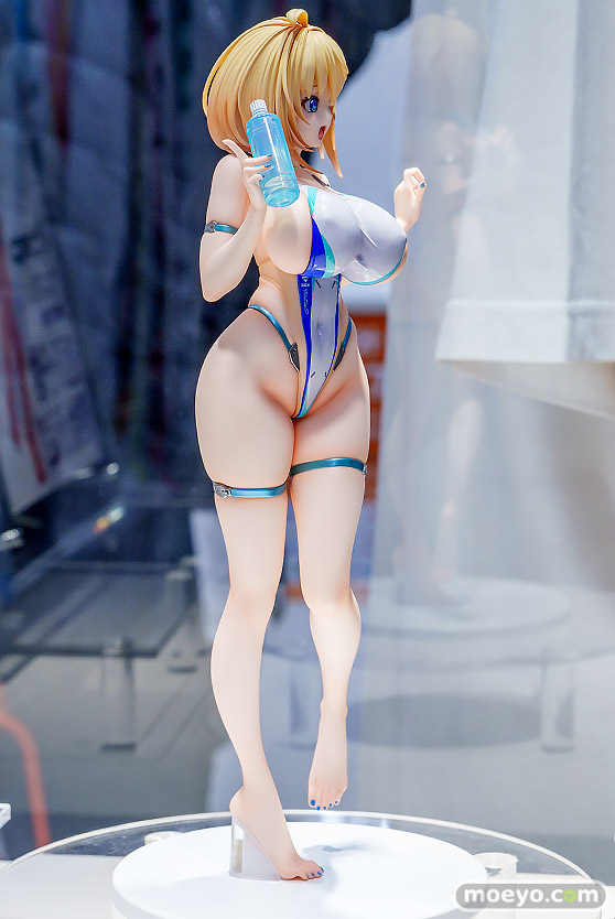 [AMAKUNI] X 아미아미 소피아 F 셔링 하이레그 수영복 Ver 전시 사진_11.jpg