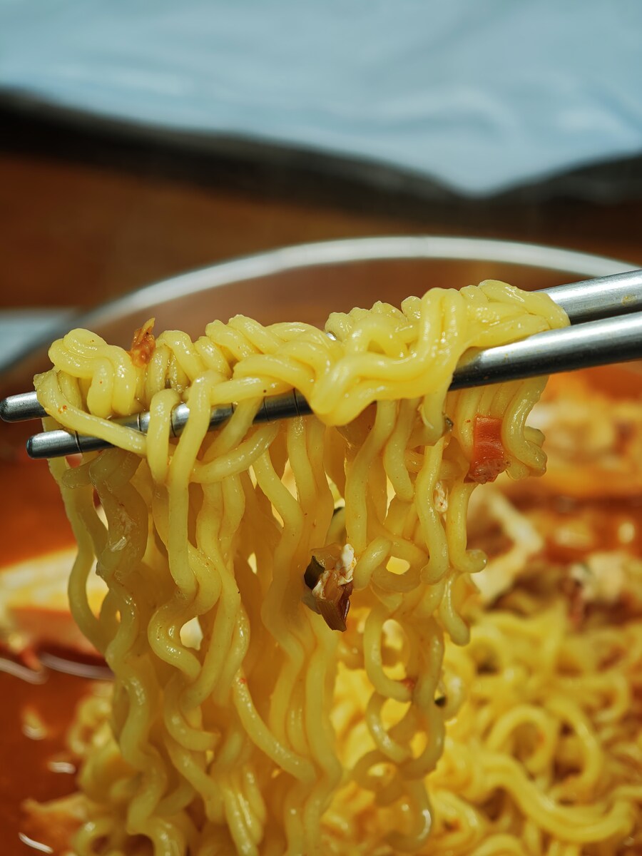 대충 끓여먹는 야식 라면_6.jpg