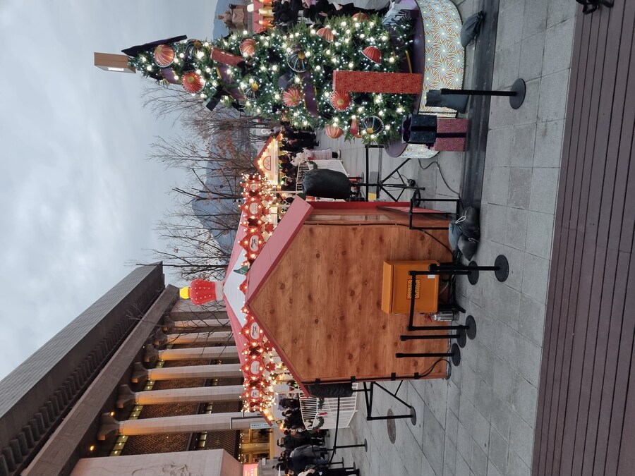 2025년 광화문 크리스마스 마켓 & 서울 빛초롱축제_13.jpg