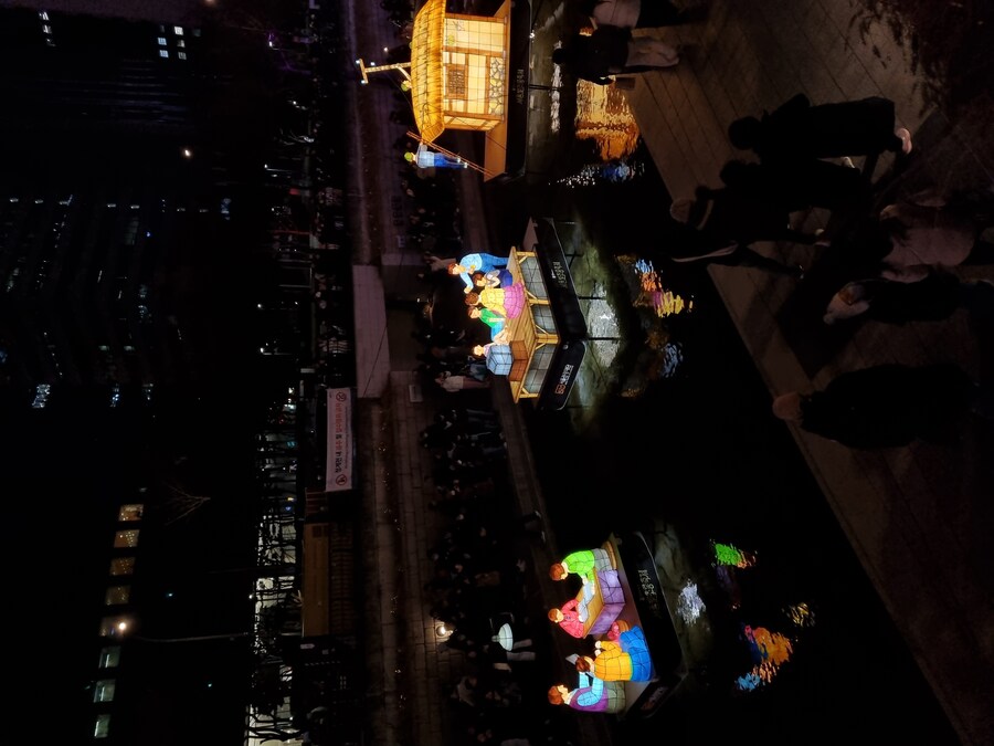 2025년 광화문 크리스마스 마켓 & 서울 빛초롱축제_56.jpg