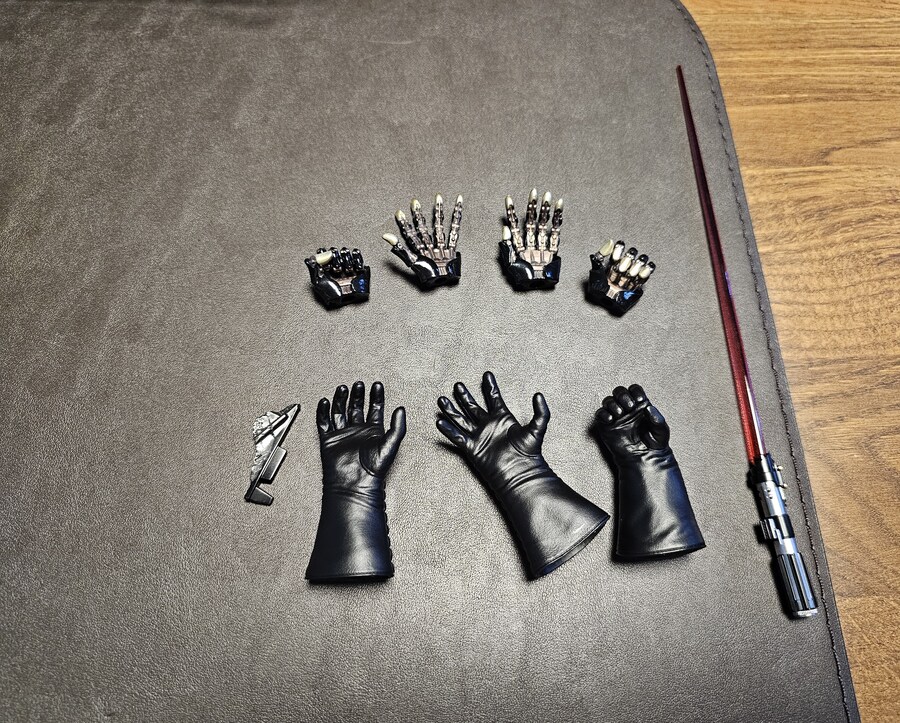 [핫토이] DX-45 베틀데미지 다스베이더 오프박스_20.jpg