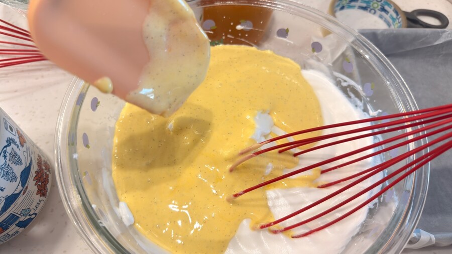 [야매 홈베이킹] 수플레 딸기 케이크_8.jpg