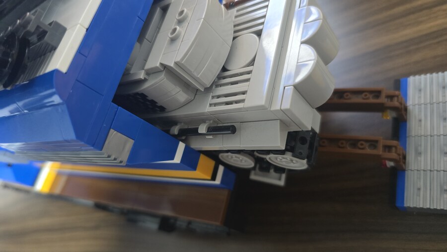 블루아카)유게이들 열차에 토라마루 개조하길레 저도해봄_4.jpg