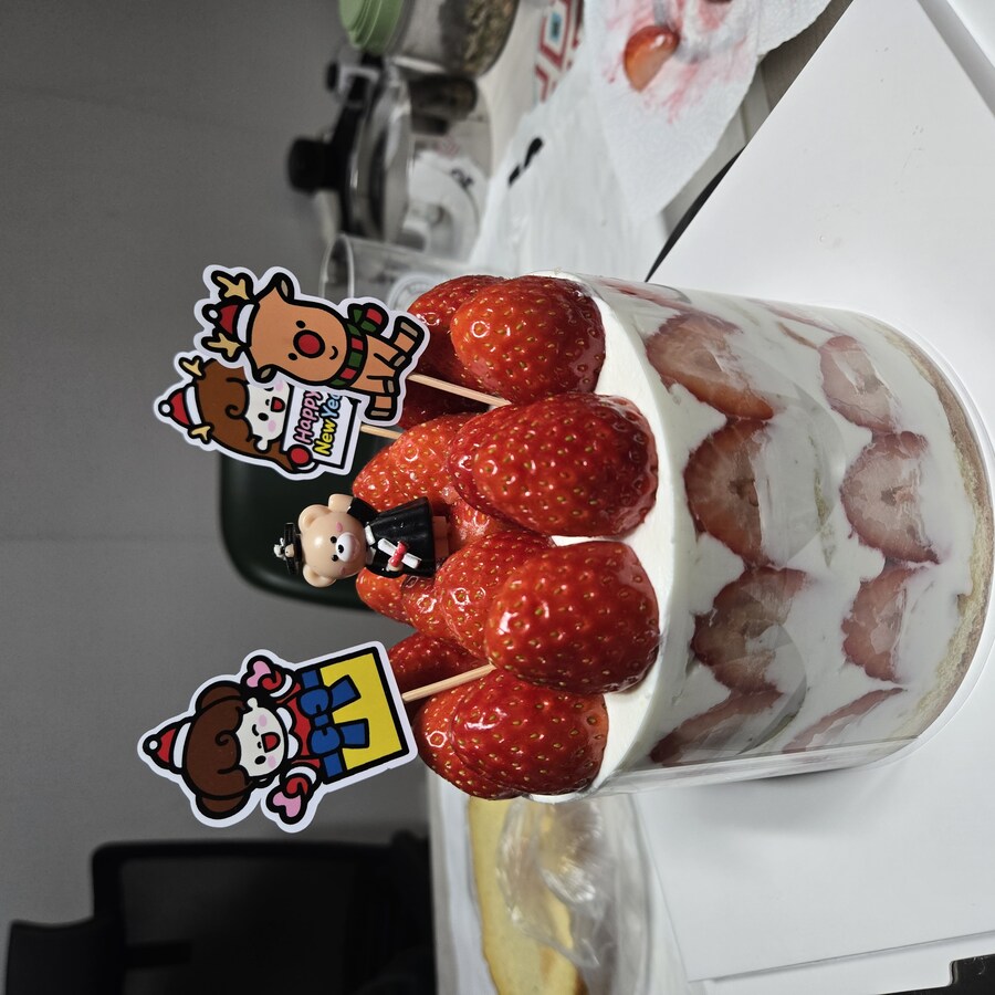 딸기 케이크 만들었습니당..!_5.jpg