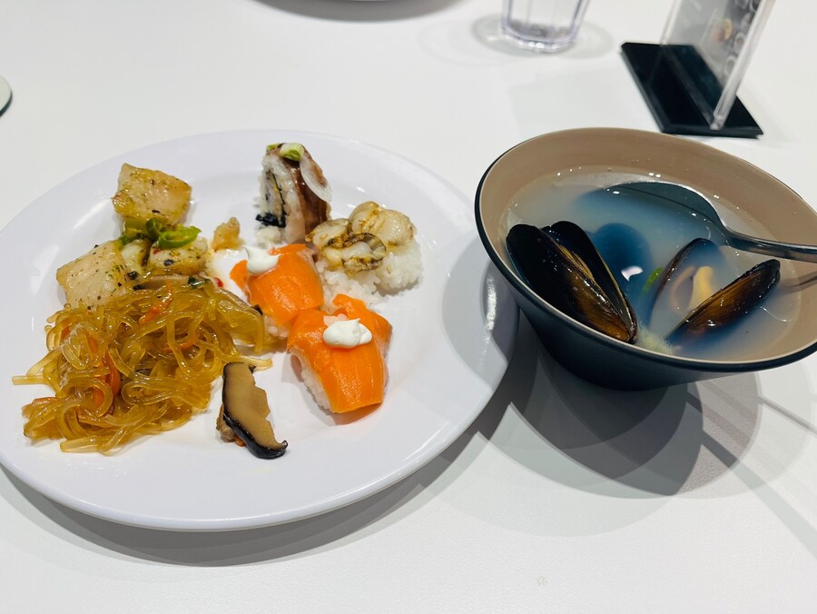 애슐리 퀸즈 평일 점심_1.jpg