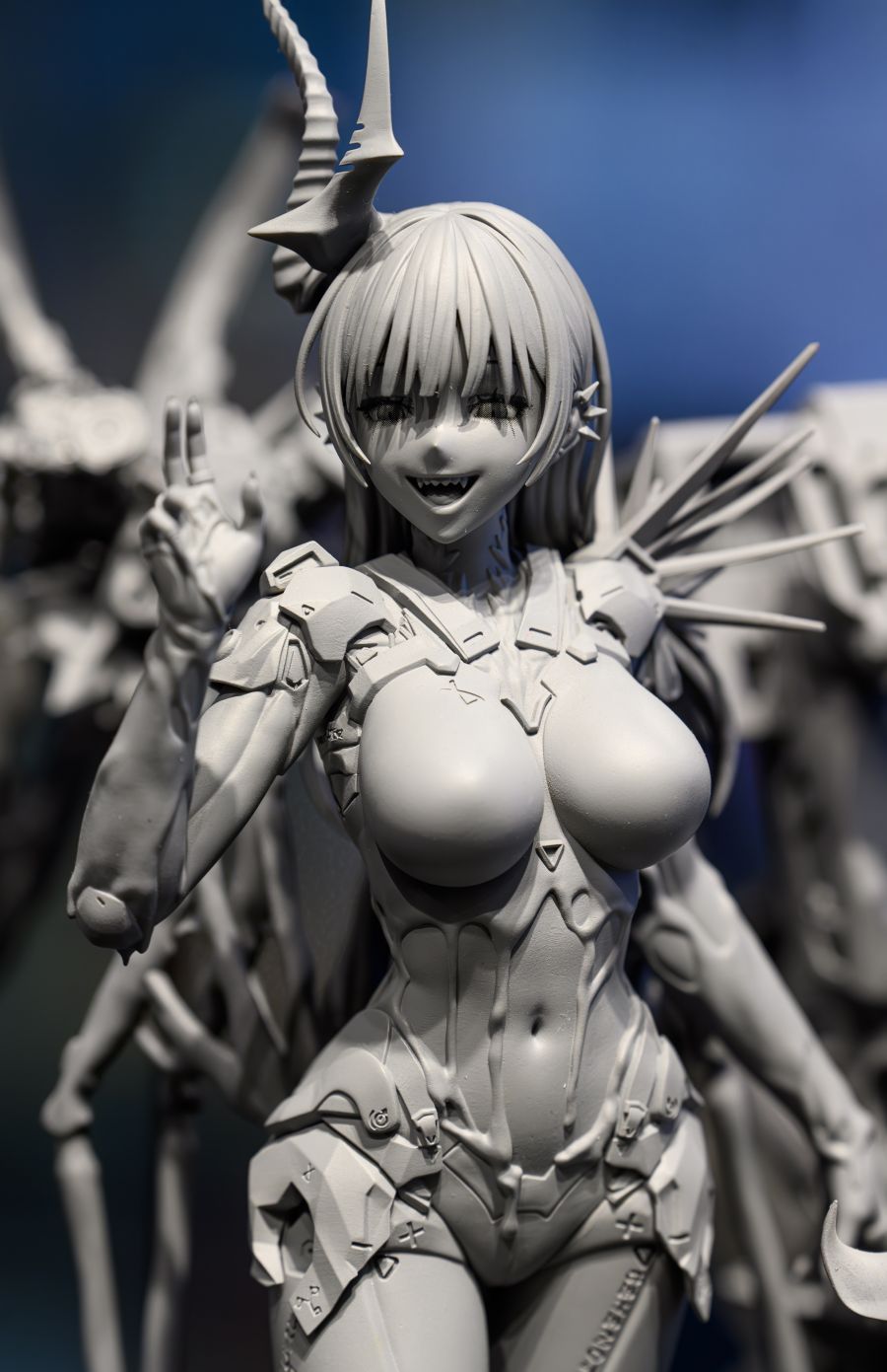 [디자인 코코] 승리의 여신: 니케 - 라피 / 베히모스 챕터 34 원형 전시_2.jpg