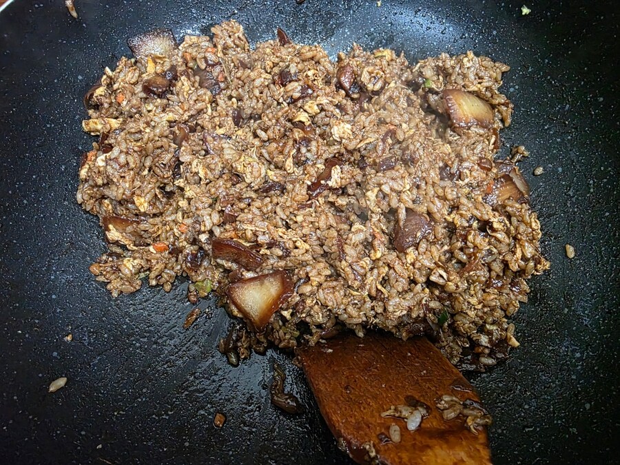 직장에서 3천원씩 걷어서 해먹는 점심 만두국+@_6.jpg