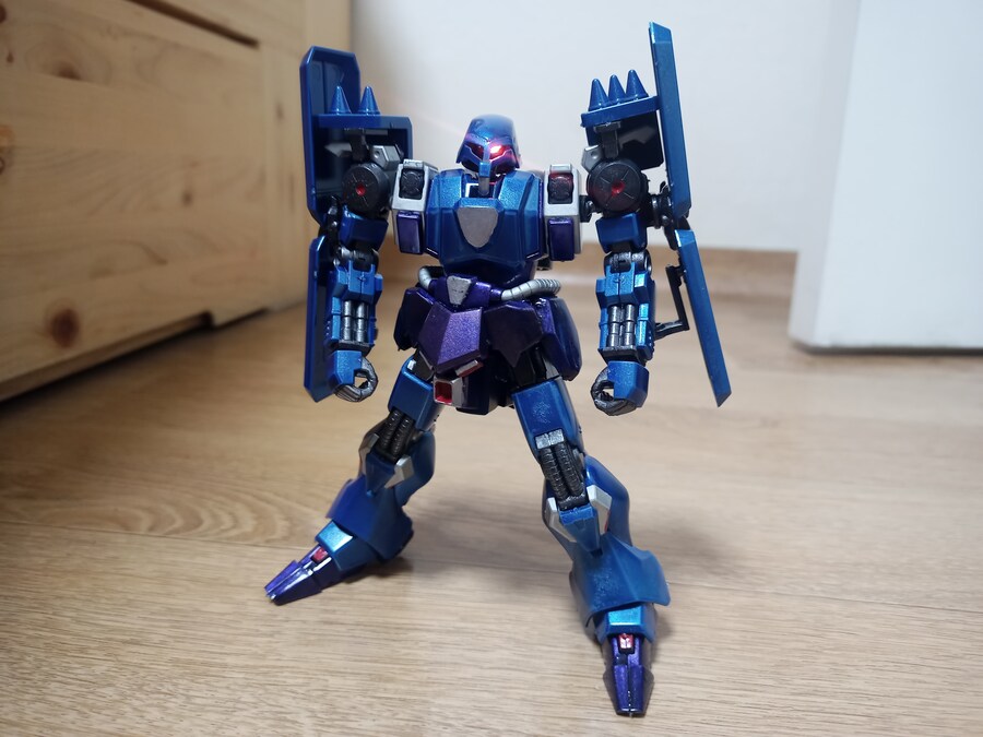 [HG]슈트룸 걀루스 모노아이 발광개조_12.jpg