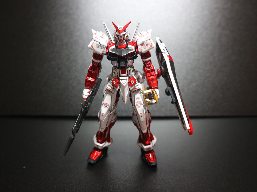 건담마커로 칠해본 RG 건담 아스트레이 레드프레임_2.jpg