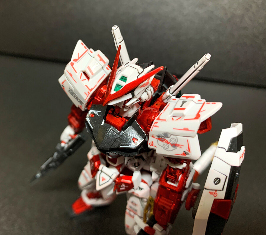 건담마커로 칠해본 RG 건담 아스트레이 레드프레임_13.jpg