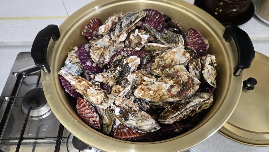 야옹이랑 먹는 석화가리비찜_16.jpg