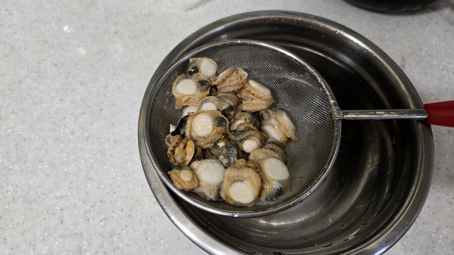 야옹이랑 먹는 가리비새우버터볶음_8.jpg