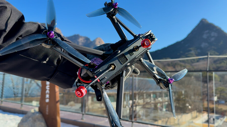 드론으로 북한산 1000미터 상공을 올라가보면, 서울이 어떻게 보일까?_9.jpg