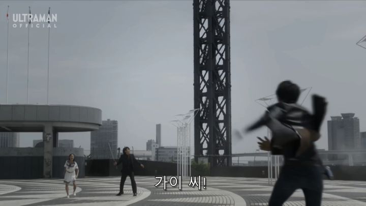 [울트라맨 오브] 히로인을 인질로 잡고도 용서받는 라이벌_56.jpg