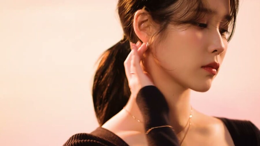 [제이에스티나] WISH J with IU_1.jpg