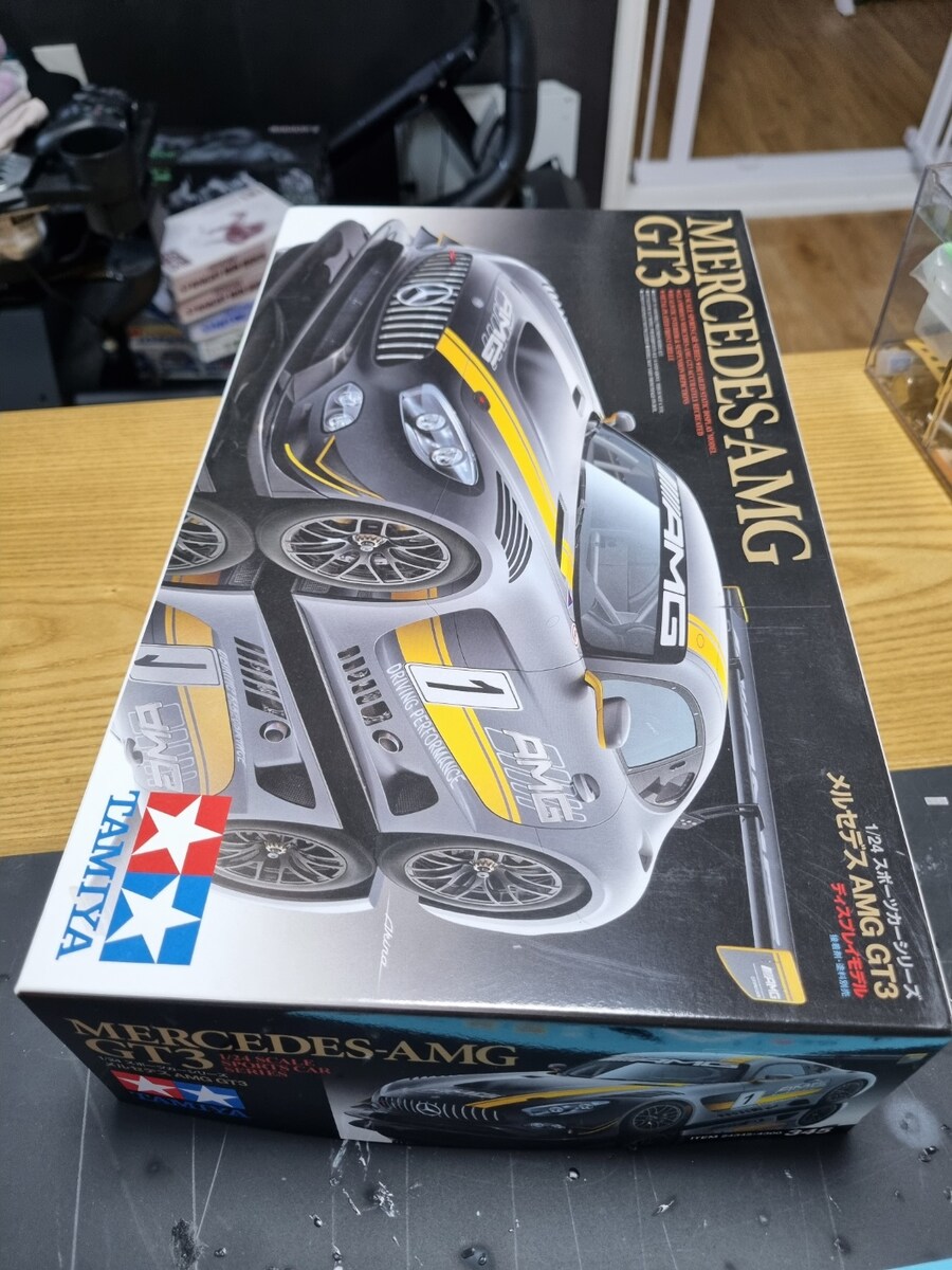 1/24 굿스마일 레이싱 2018 Benz AMG GT3_19.jpg