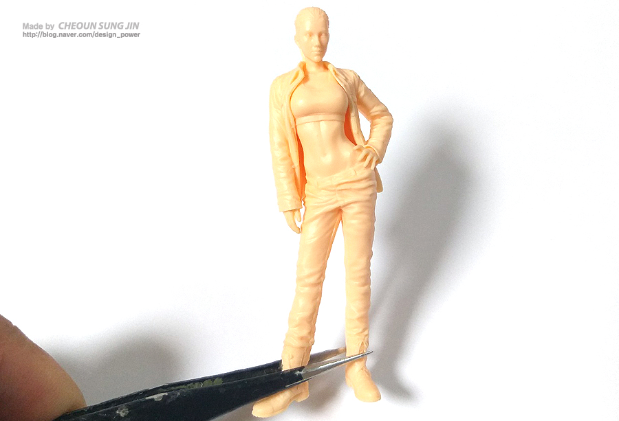 레진 피규어 Mercenary Army Female Test Pilot_4.jpg