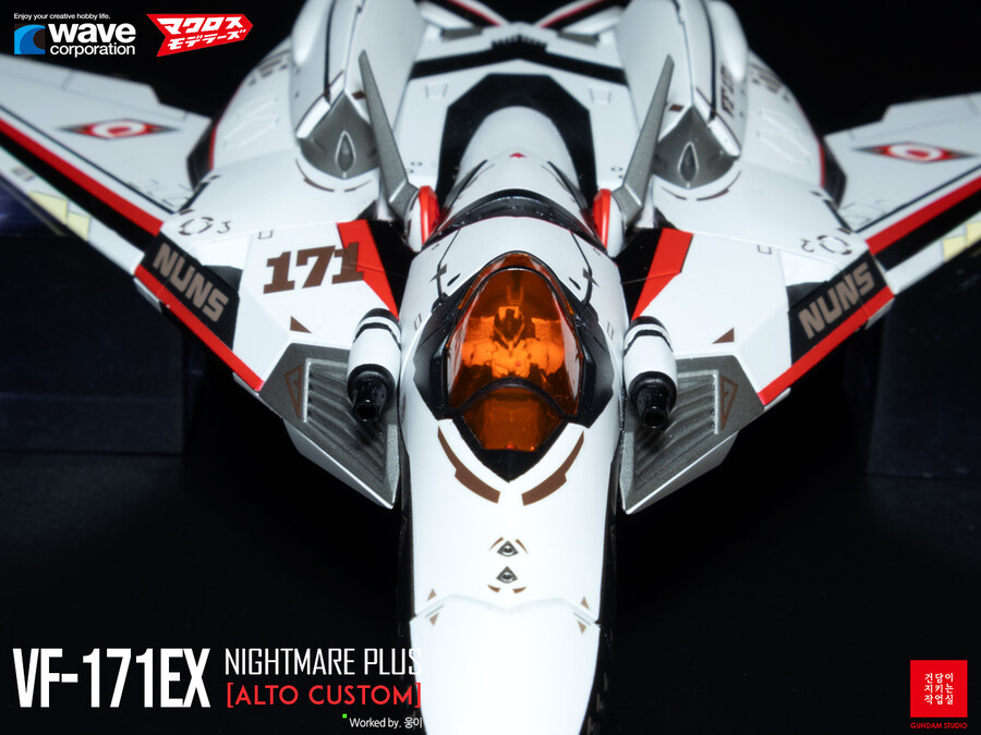 [WAVE] 1/72 Macross Frontier VF-171_26.jpg