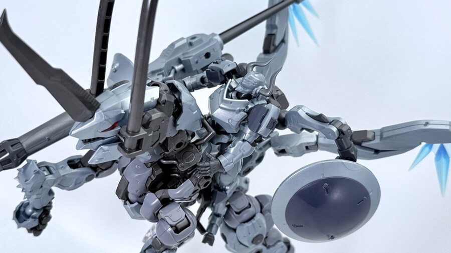 [코토부키야] 1/24 헥사기어 브라우레겐 조립 샘플 공개_2.jpg