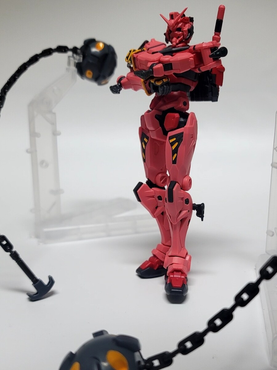 2026년 첫 건프라는 흑우의 hg 붉은건담!_9.jpg