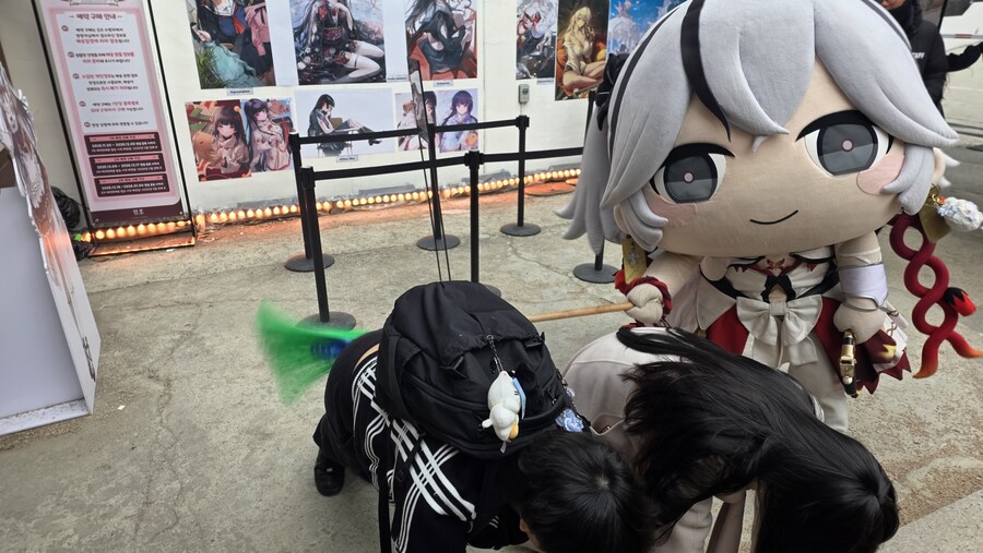 명조)오늘자 띵조 카페 카멜 탈_6.png