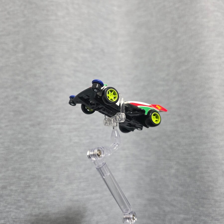 토미카 허리케인 소닉_10.jpg